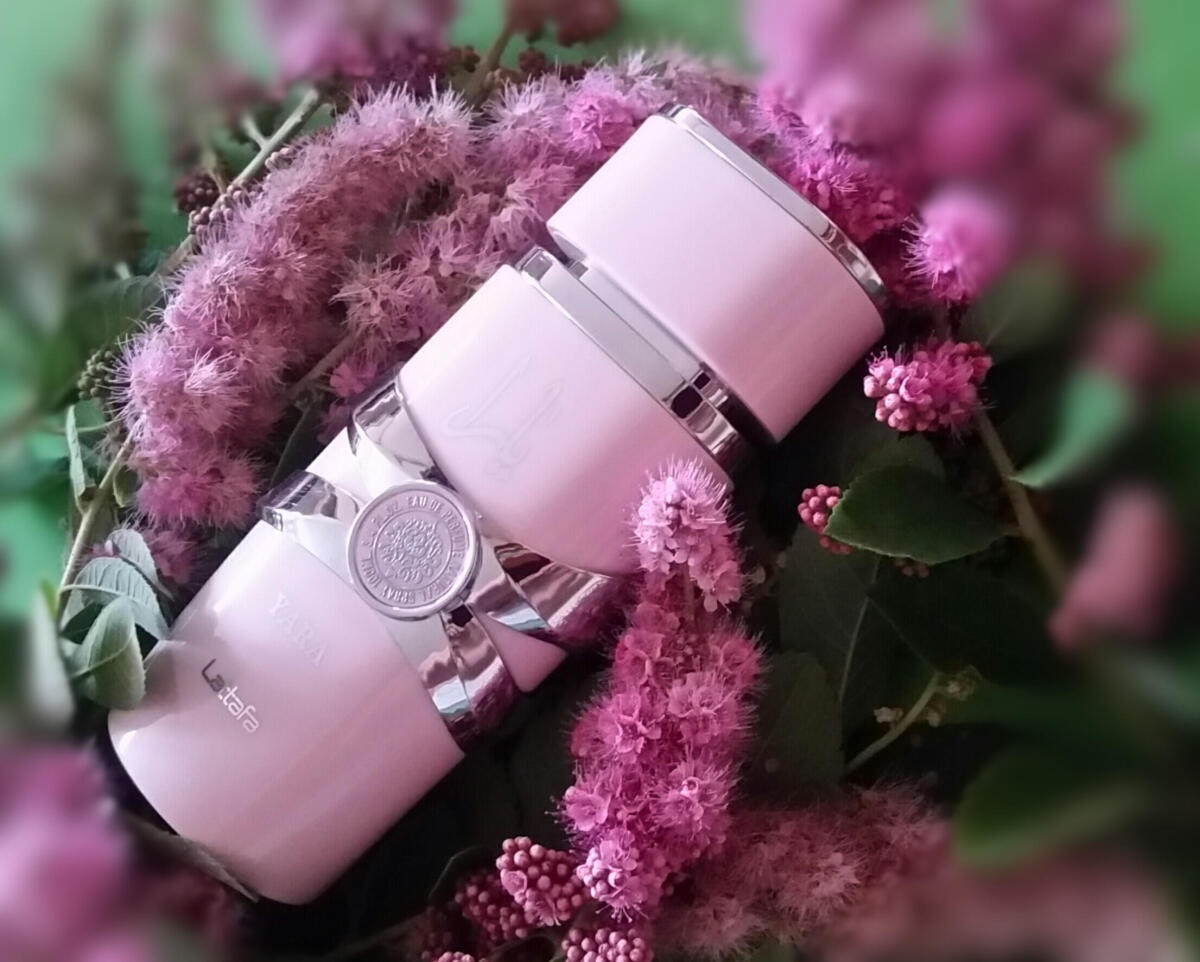 Yara by Lattafa Perfumes | Eau De Parfum - 100ml (3.4 fl oz) For Women